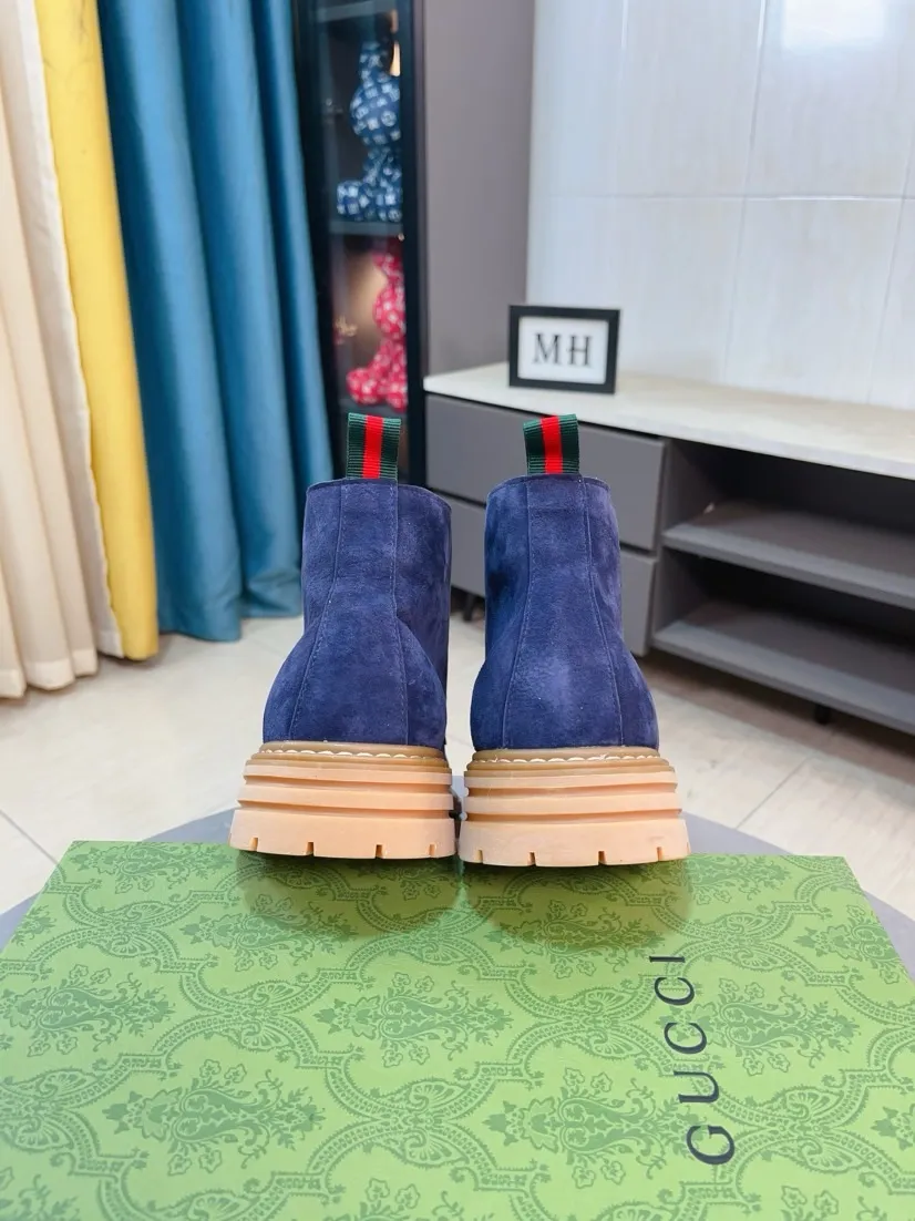 Men's shoes 💰540🌸🌸 (GUCCI) [cow lining plus velvet optional] [can be made without standard] New product Martin boots imported from Canada with full top layer high mercerized frosted fabric, punched using 3D digital technology, high-end and classy, ​​versatile to wear, full of three-dimensionality, close pictures will make you obsessed with the leather. You can't extricate yourself ~ the best on the market.          Fabric: Cowhide/Embossed Lining: Cowhide.          Please make a note when placing an order, sizes: 38-44 (37, 45, 46 can be customized and cannot be returned or exchanged) 5 colors available; black, gray, khaki, coffee, and earthy yellow